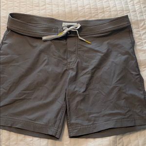 Oliver’s Apparel Zuma Trunk. Size 33.
